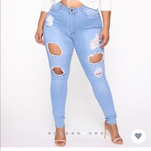 Fashion Nova “Needing Something” Jeans